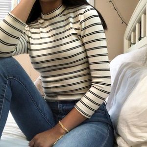 Mid-Sleeve Forever21 Top